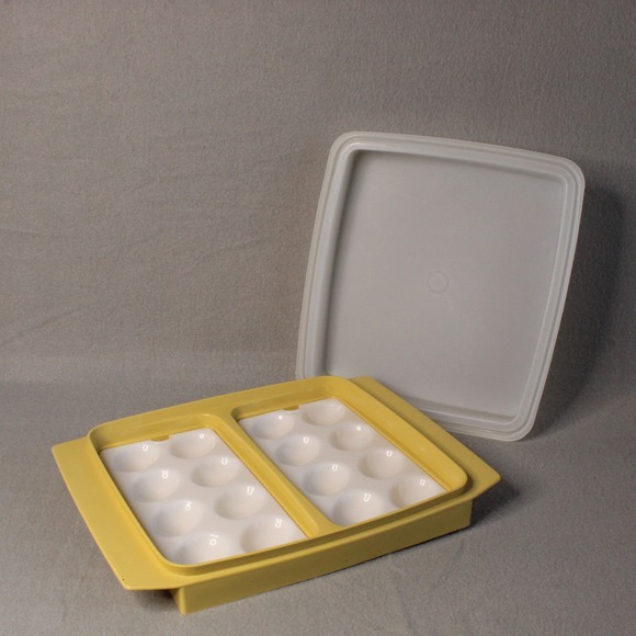 Tupperware Other - Vintage Tupperware Harvest Yellow Deviled Egg Tray with Sheer Lid 16 Slot